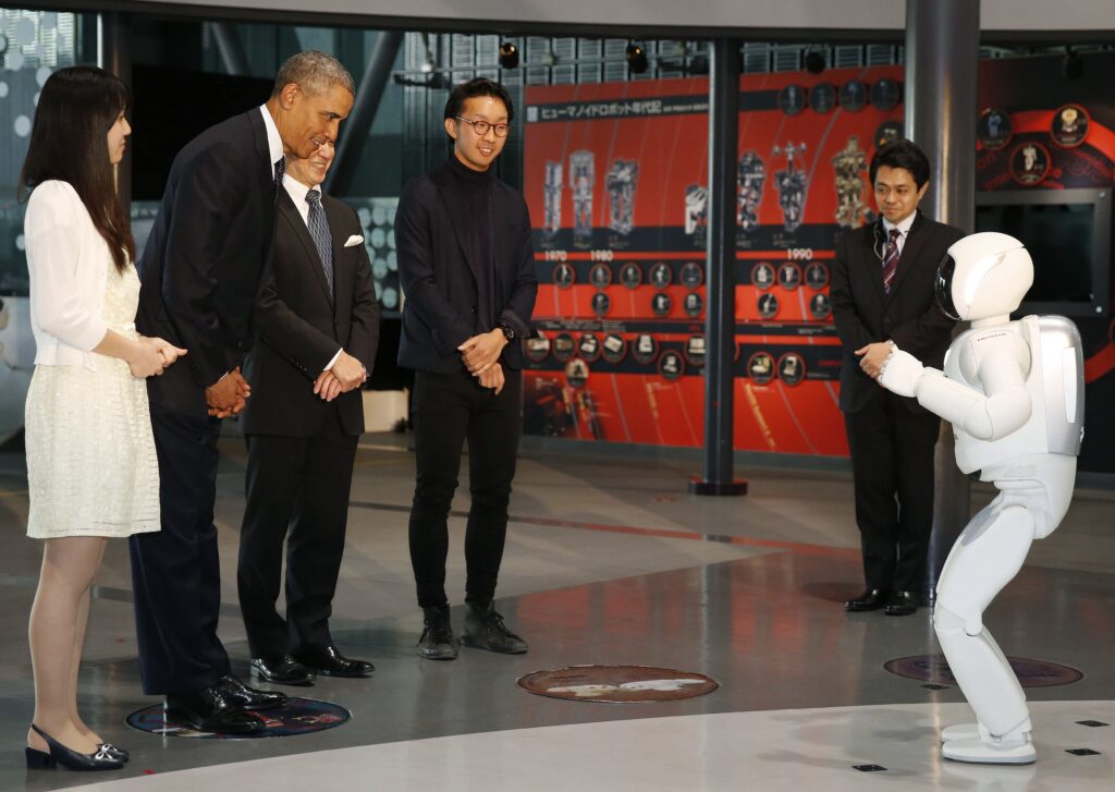 Asimo Robot with President Barack Obama